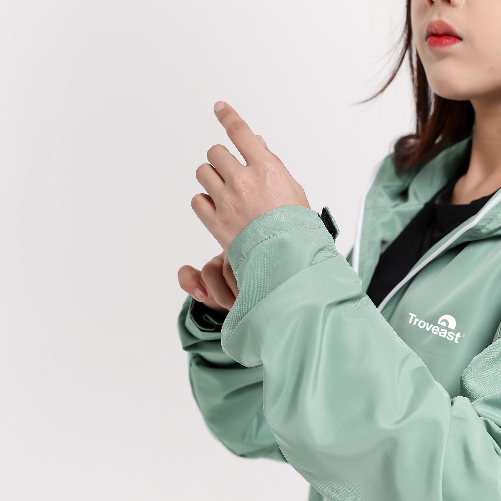  Troveast Sporty Jacket Parasut Unisex Windbreaker Austin Soft Green