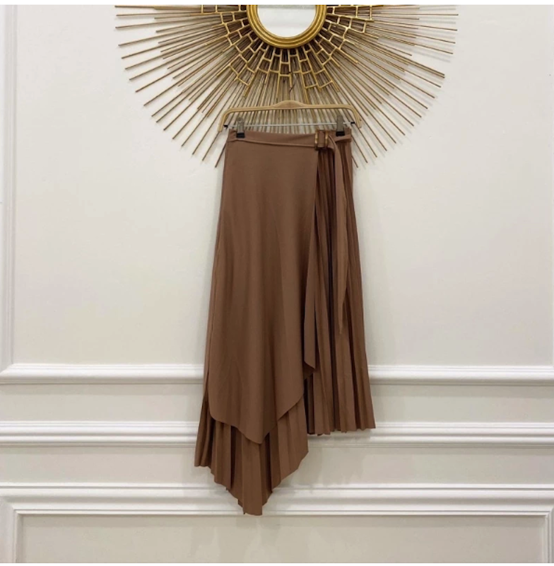 Lausboutique Rok Asymetris Plisket 4