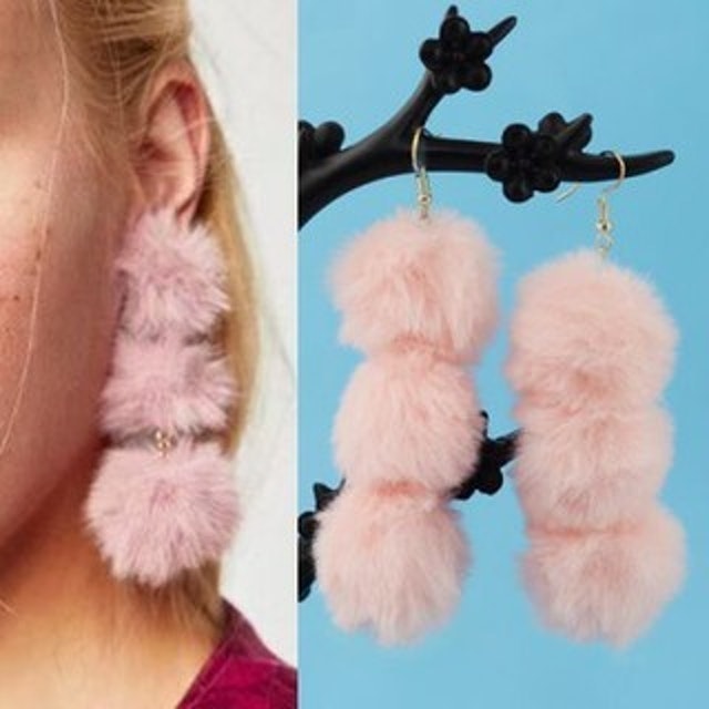  Tripple Pompom Earrings