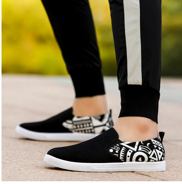  Leedoo Sepatu Slip On Patterns MC315