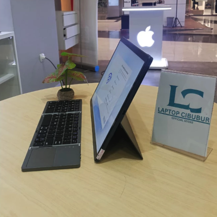 Dell Dell Latitude 2-in-1 Laptop 7350