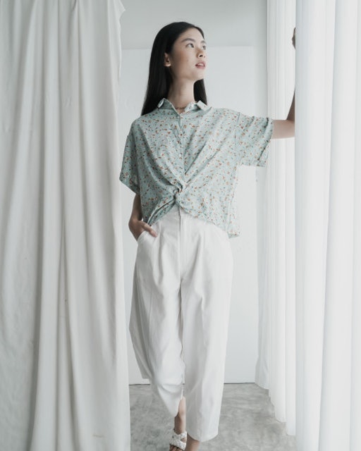 Rylan Floral Pattern Top - Blue 3