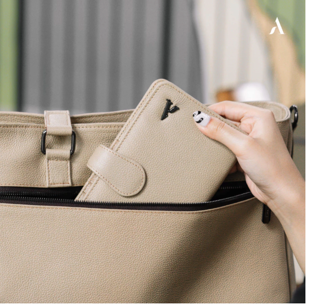 Reven Kreatif Industri Alona Leather Lovata Totebag