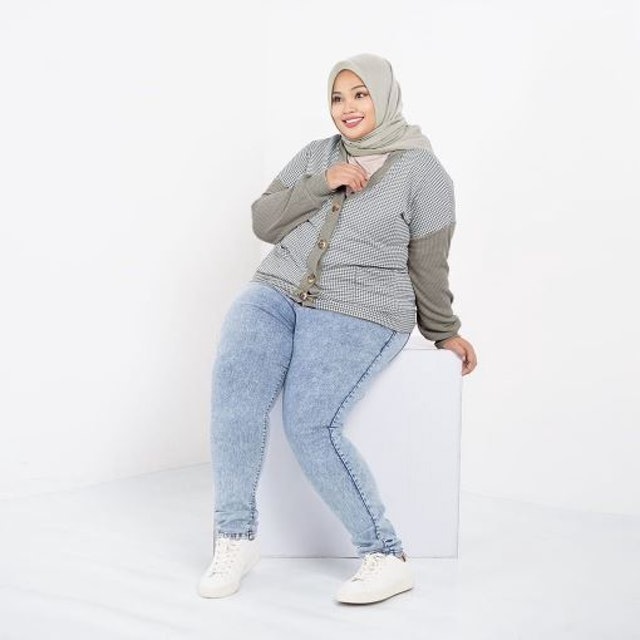 Jill Knit Cardi 4