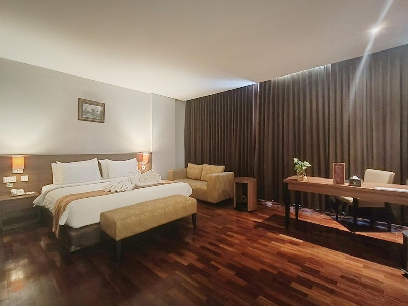 Grand Cakra Hotel Malang 5