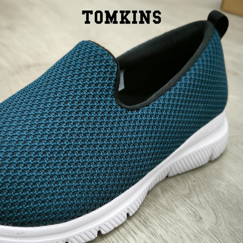 TOMKINS Asphalt Biru Hitam 4