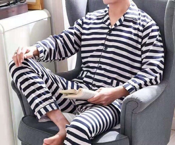  Velvet Avenue Baju Tidur Pria Lengan Panjang 5679 B