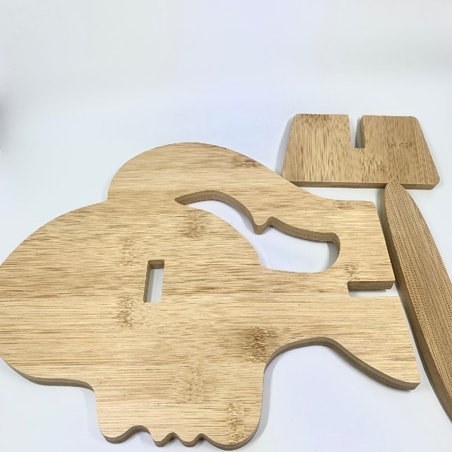  Pajangan Kacamata Kayu