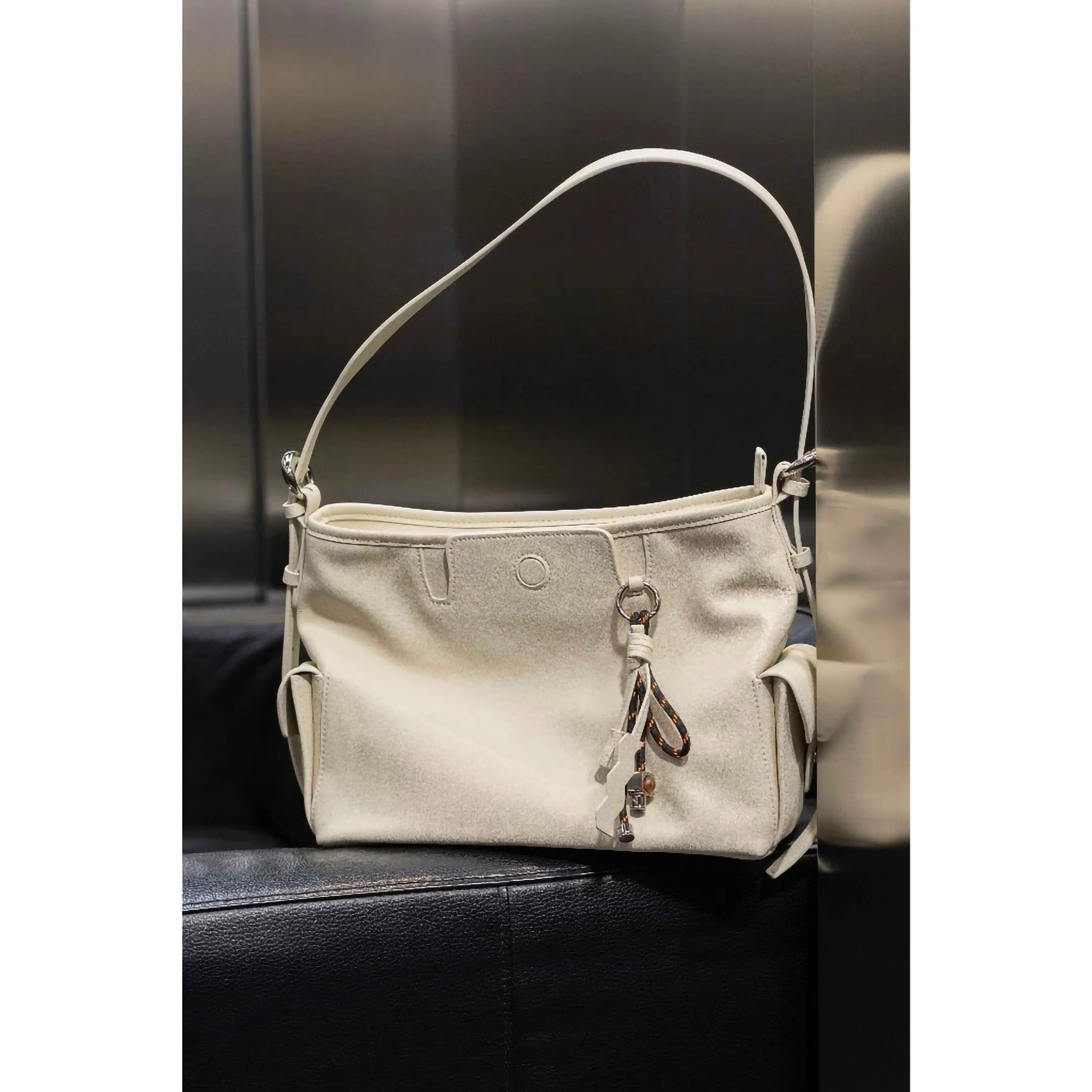 Kaya Mulia Anugrah Gonegani Charm Cecilia Shoulder Bag