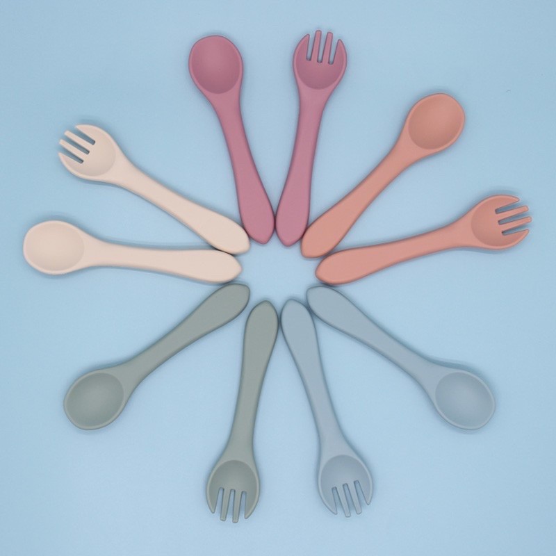  Leleoncare Sendok Garpu Bayi 