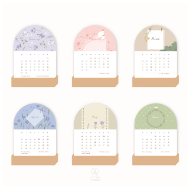 Otterhands Co. Aesthetic Calendar with Wooden Stand