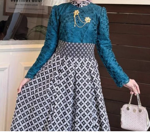  Dress Kebaya Janggan Brokat Kombinasi Batik