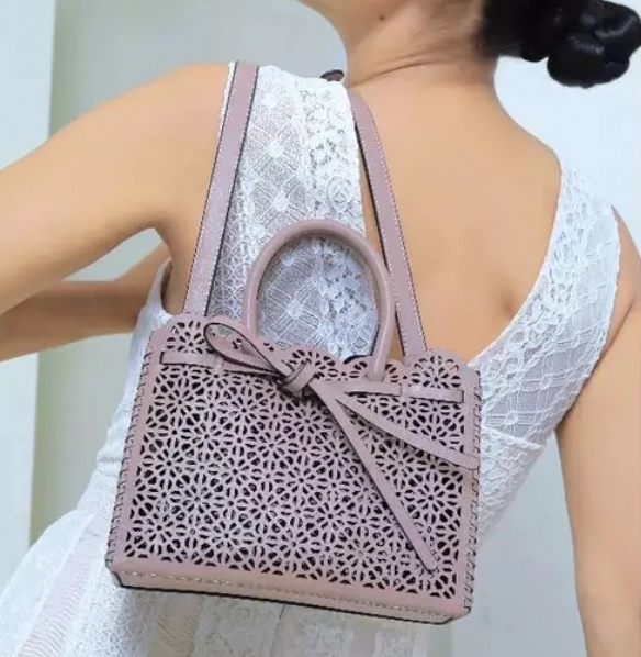 ELLA & GLO ELLA & GLO Sabrina Mini Genuine Leather Bag