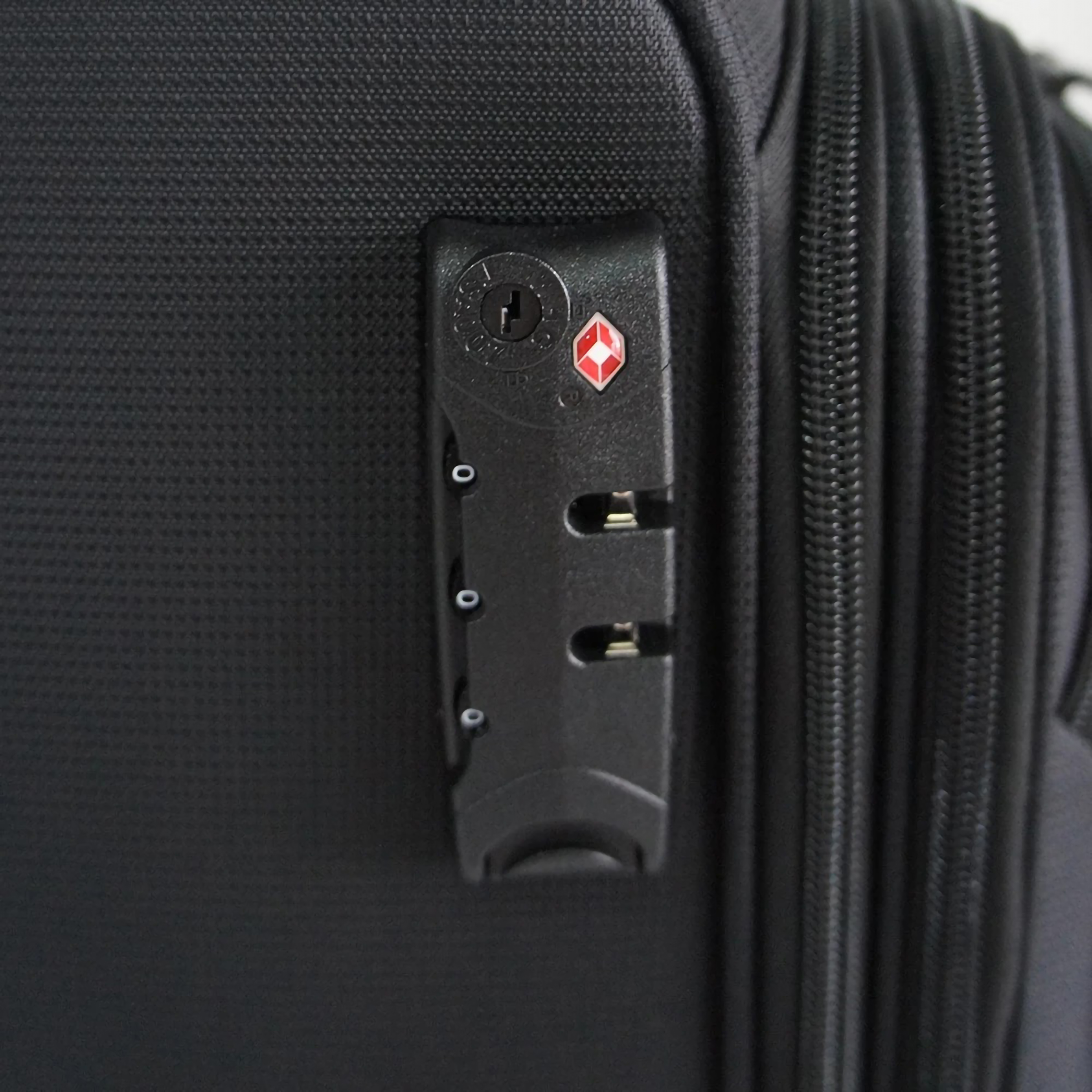 Global Utama Sentosa Navy Club Clavio SoftCase 16 Inch