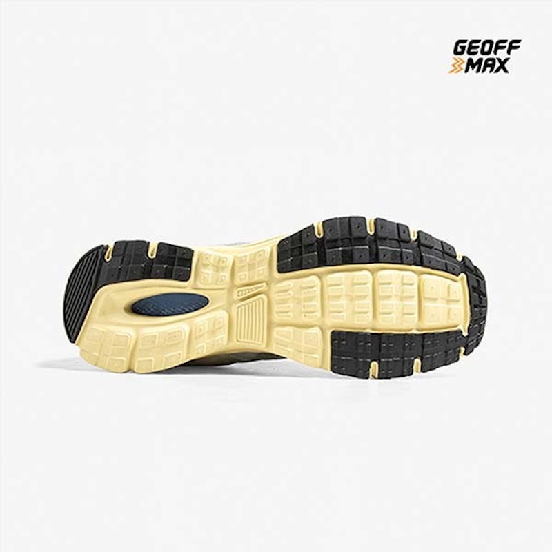 Geoff Max Dave Grey White 4
