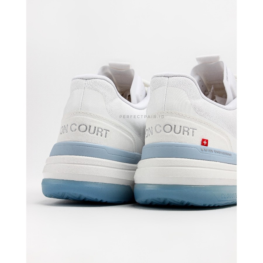 On ON Cloud THE ROGER Advantage Pro White/Chambray