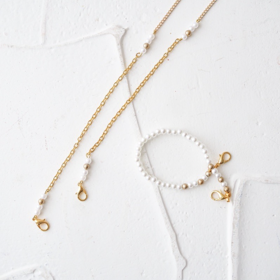 White Beads Hijab Strap Mask Set with Connector