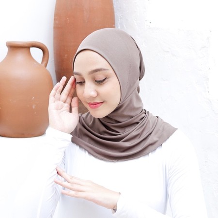 Rifany Hijab Ciput Ninja Resleting