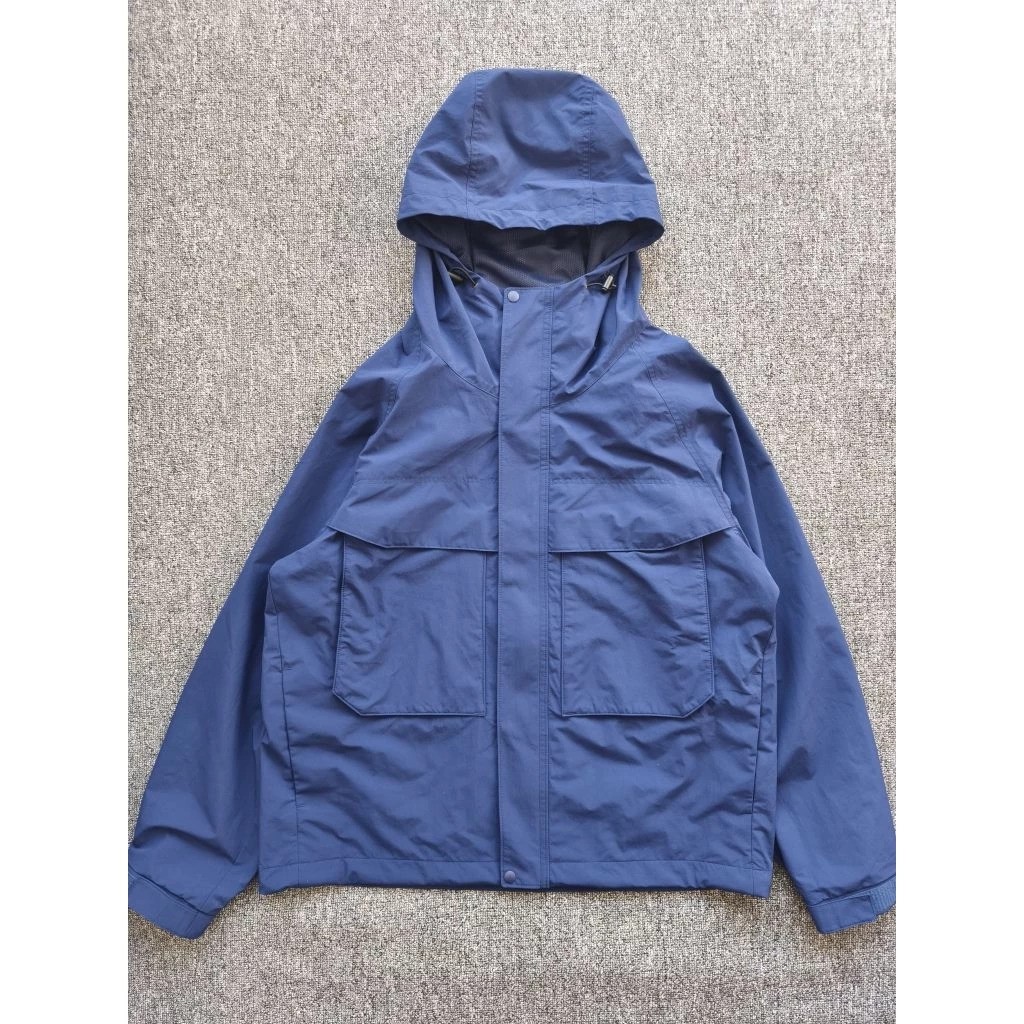 Fast Retailing Indonesia Uniqlo Jaket Parka Tahan Angin