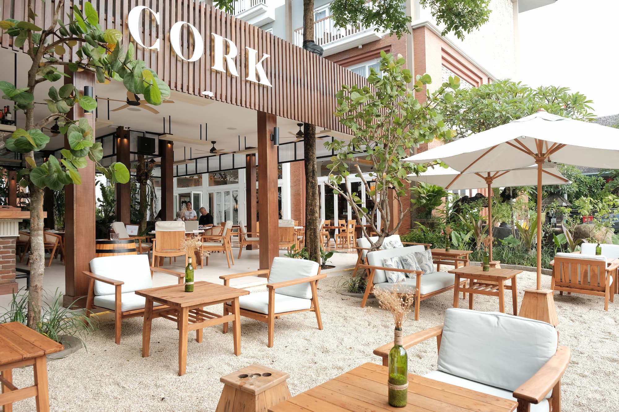 10 Rekomendasi Restoran di Bali Terbaik  1