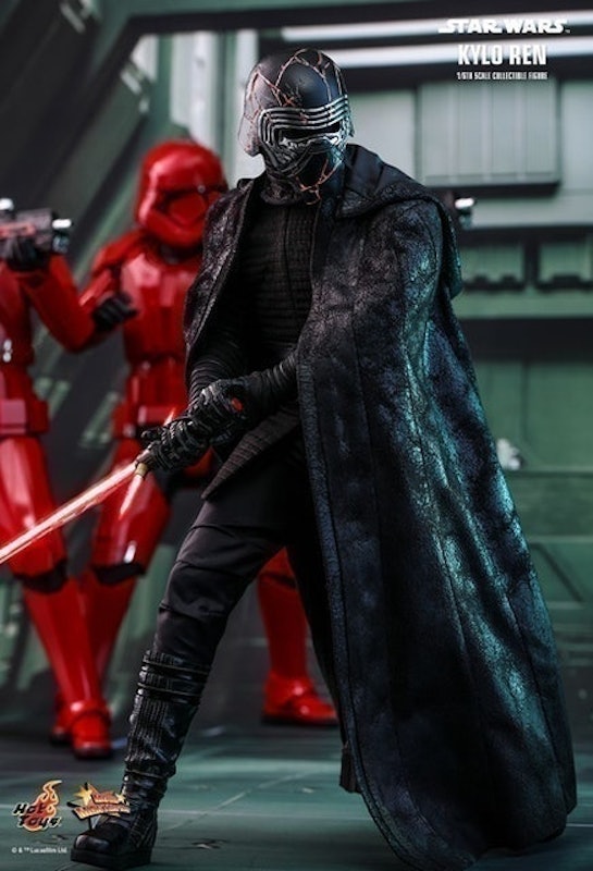 Kylo Ren 1/6th Scale Collectible Figure 4