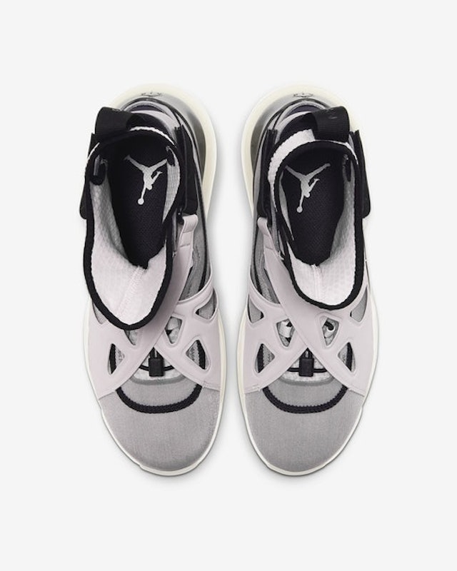 Jordan Air Latitude 720 3