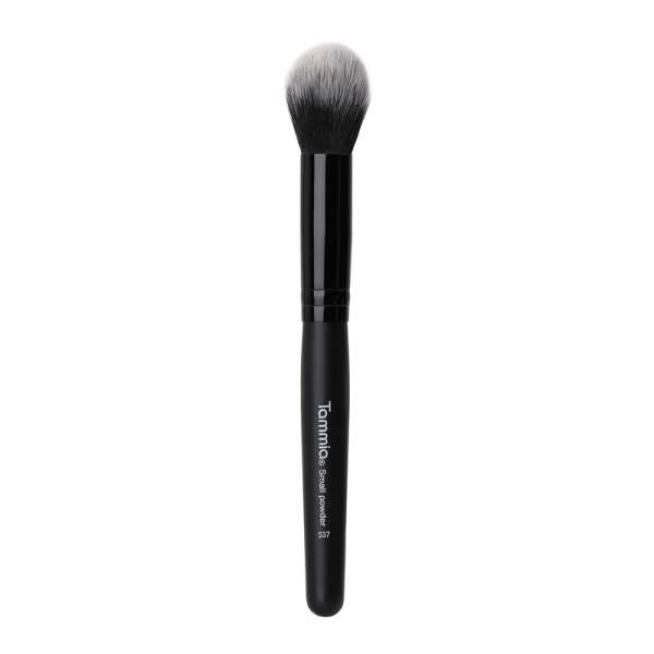10 Rekomendasi Powder Brush Terbaik  [Ditinjau MUA] 3