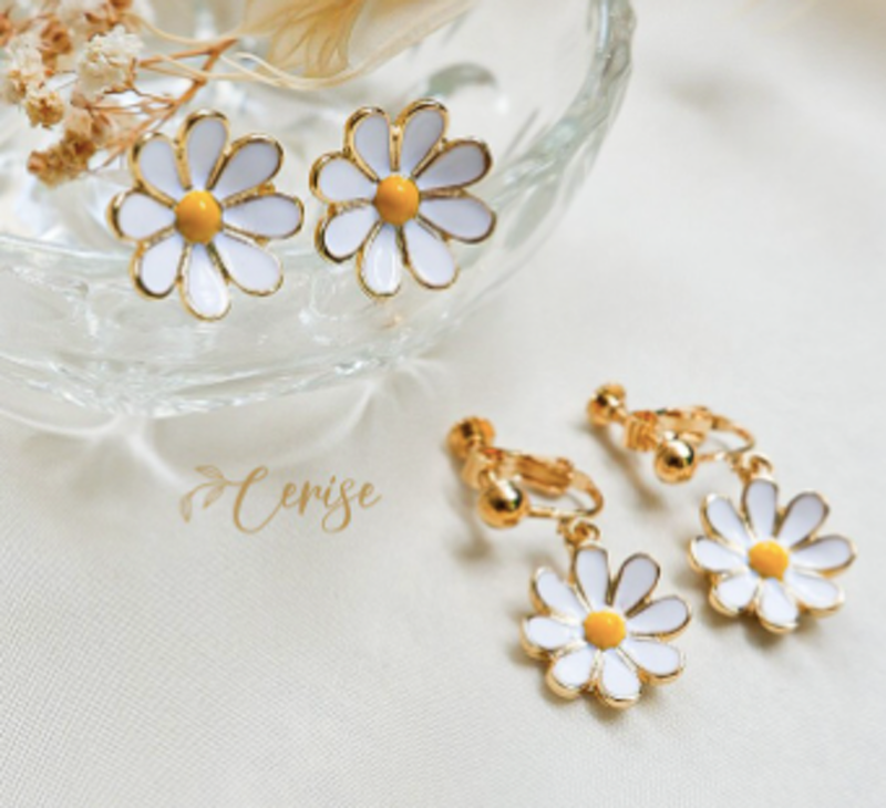 Aster Earrings 1