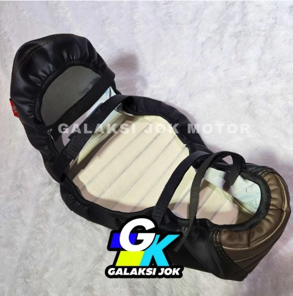 Caferacer Cover Jok Motor Scoopy