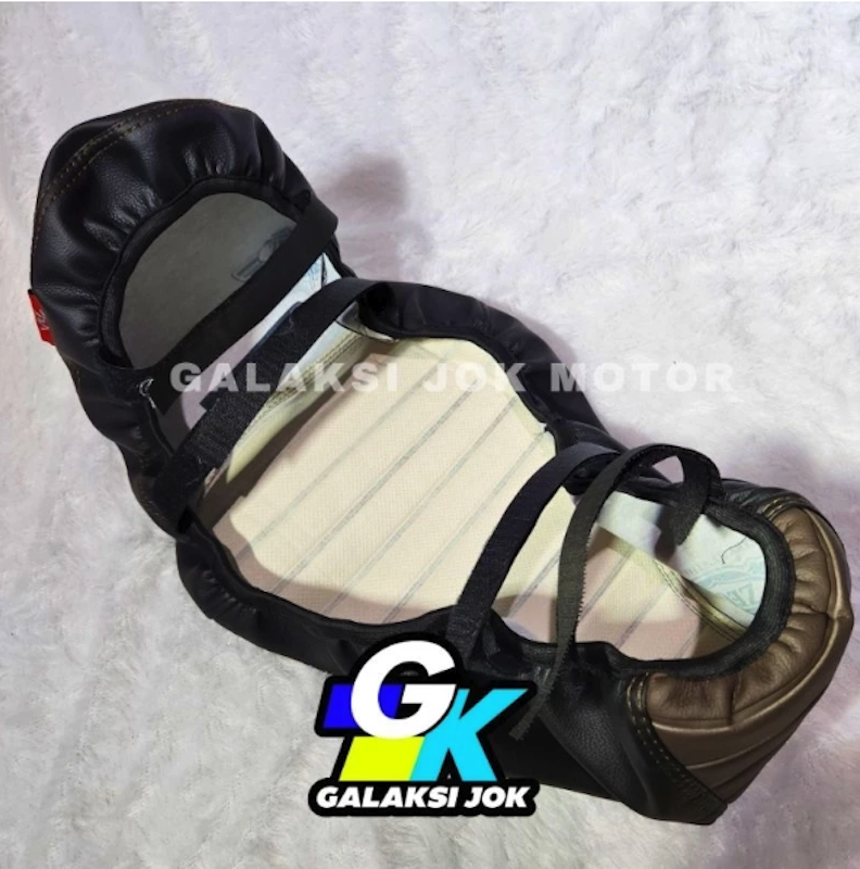 Caferacer Cover Jok Motor Scoopy 4