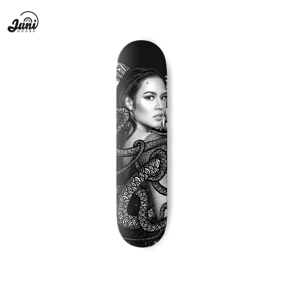 Raisa x Darbotz Skateboard Deck 1