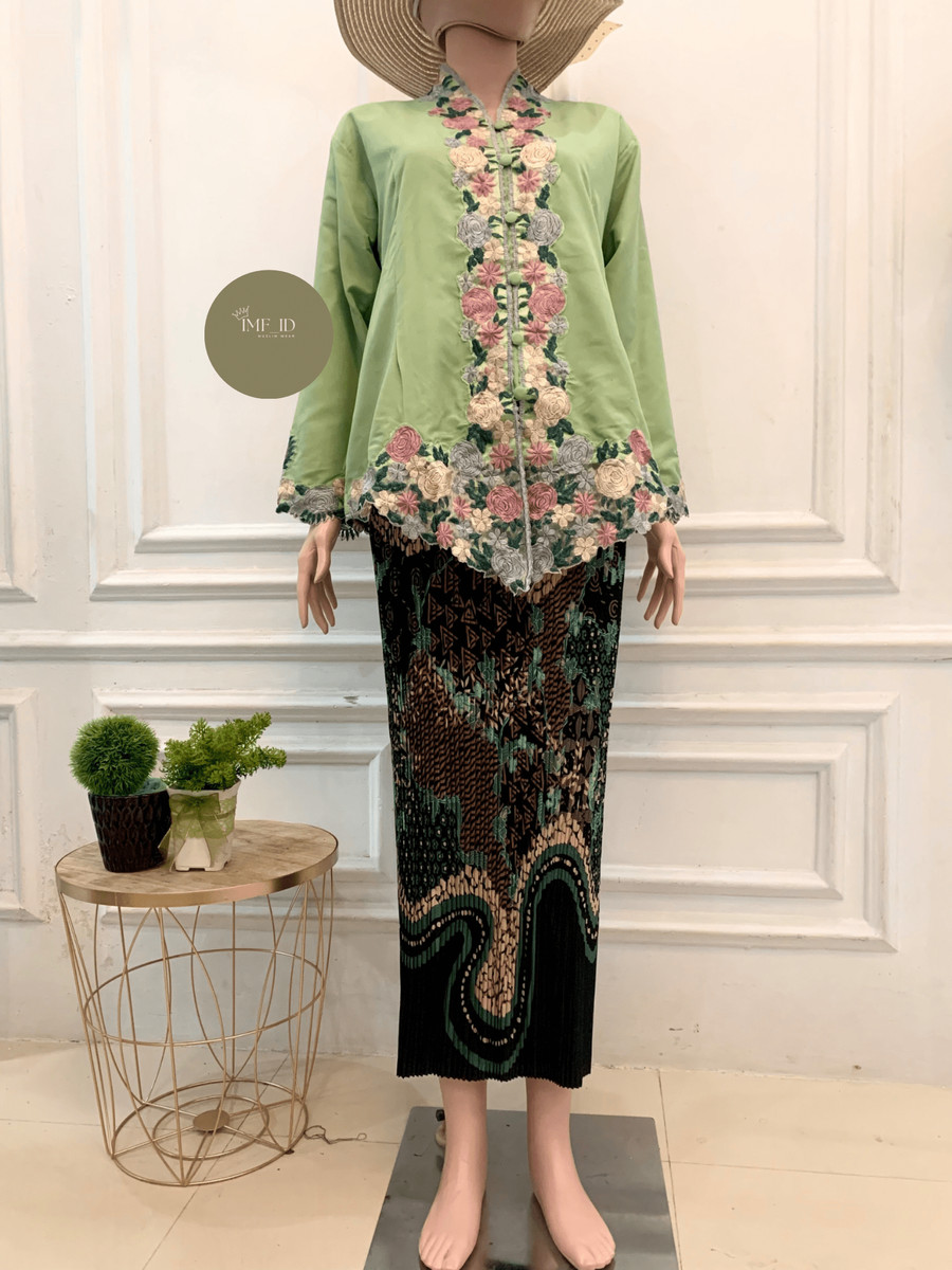  IMF Kebaya Encim Bordir Motif Bunga
