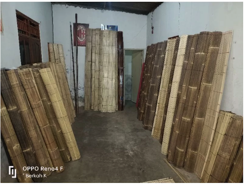 Tirai Bambu Wulung Motif Daun 3