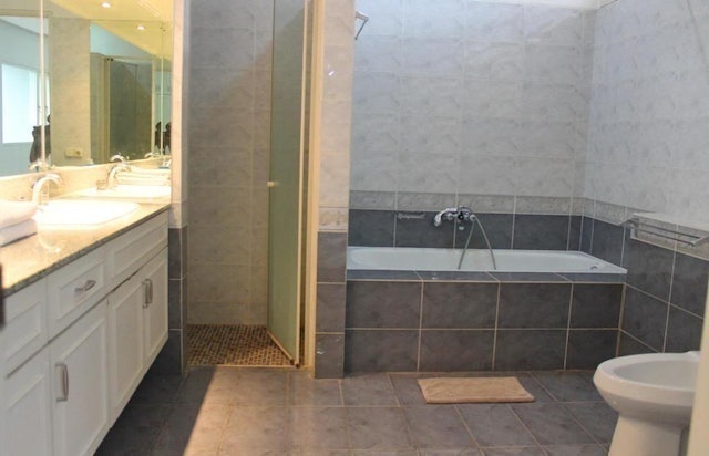 Kemang Utara Creative Villas 3
