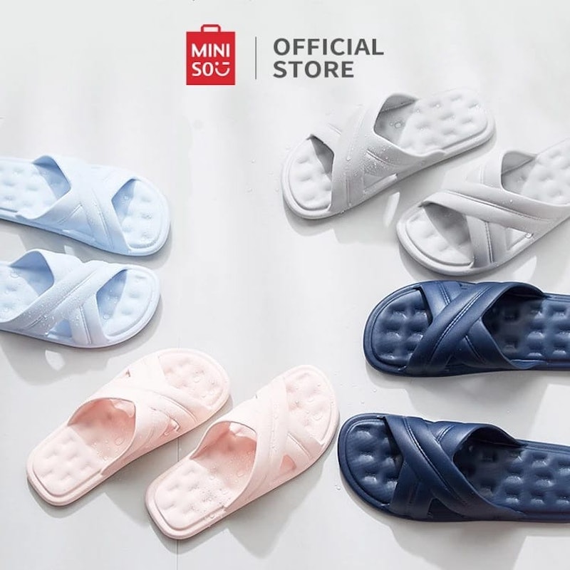 MINISO Sandal Kamar Mandi 4
