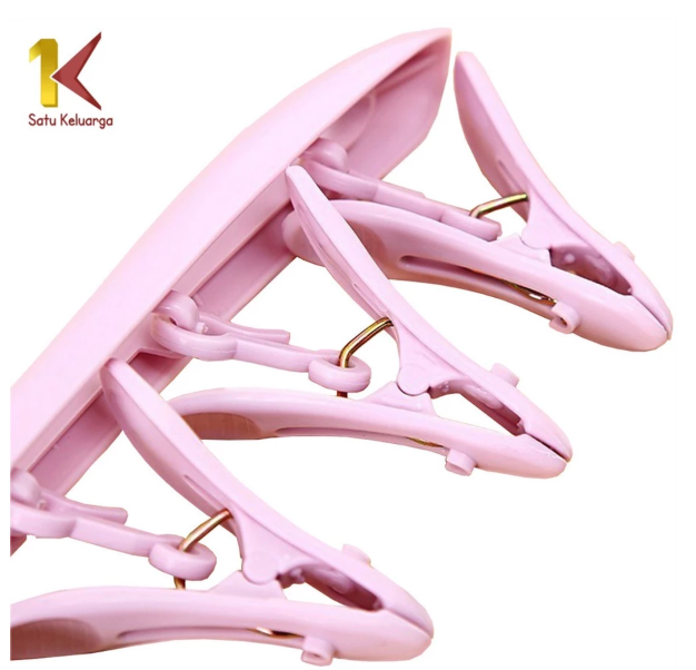  Satu Keluarga Hanger Baju Jepitan 8IN1  C281