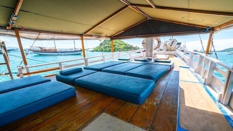 Liveaboard Dive Trip 4