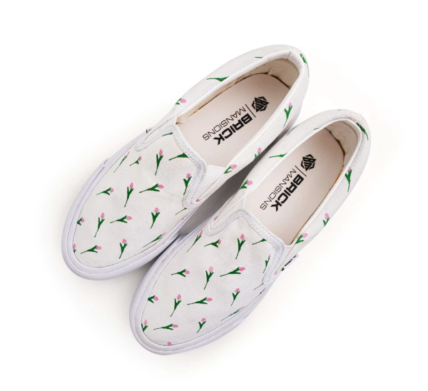 Brick Mansions Brick Mansions Slip On Mission Tulip Flowers VN000EYEBWW