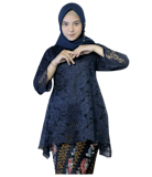 10 Rekomendasi Kebaya untuk Ibu Hamil Terbaik 5