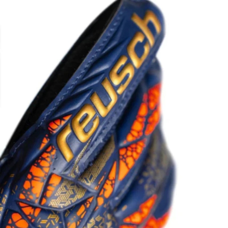 Reusch GK Gloves Attrakt Solid Finger Support 2