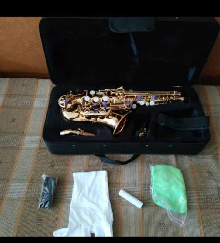Peganini Baby Saxophone Gold 3