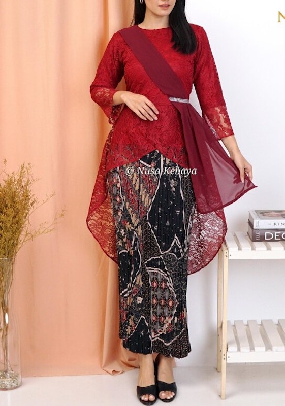 Nusa Kebaya Setelan Kebaya Tunik Brukat Soraya 4
