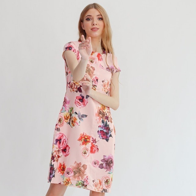 Sophistix Norah Dress in Pink