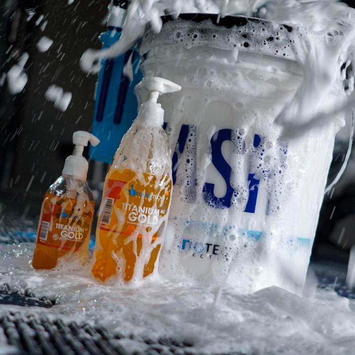 Ananda Putra Nanotech Indonesia Nanotech Protection Titanium Gold Shampoo