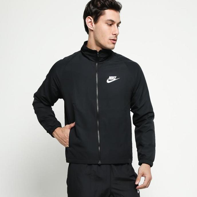 10 Rekomendasi Jaket Nike untuk Pria Terbaik (Terbaru Tahun 2025