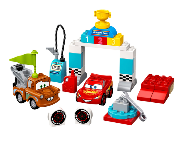 DUPLO Lightning McQueen's Race Day 4