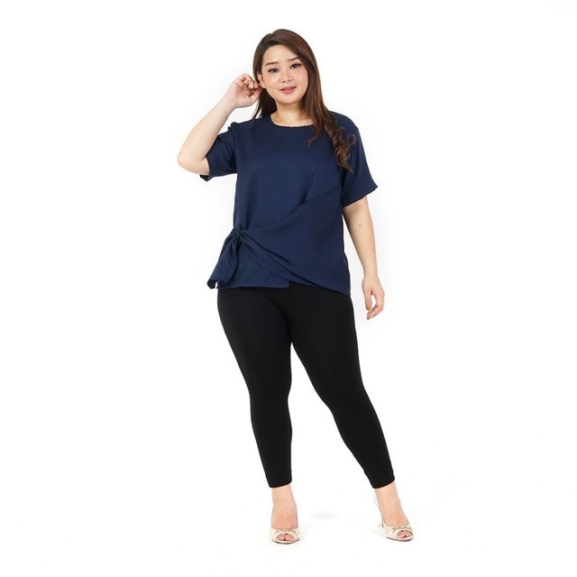 10 Rekomendasi Atasan untuk Wanita Gemuk Terbaik  1