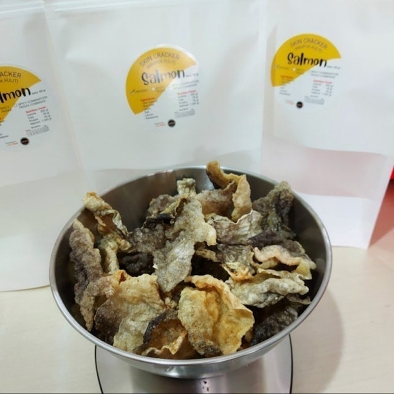 Salmon Skin Cracker 4