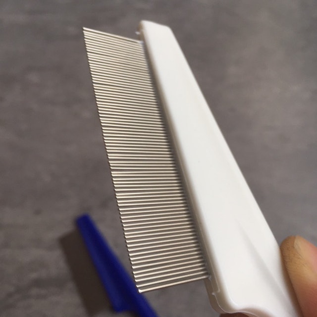  Sisir Kutu Handle Kucing & Anjing