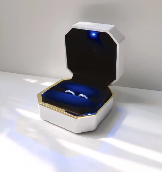  Celest Lyellá Rose Gold Stud Earrings Jewelry